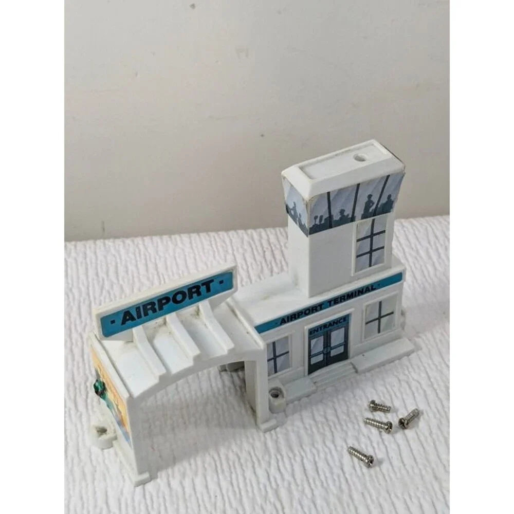 Vintage Micro Machines Super Van City Airport building Galoob replacement part